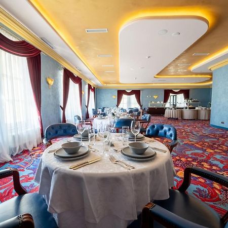 Imperial Casino Strazny Hotel ภายนอก รูปภาพ