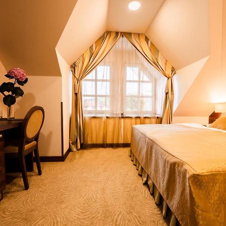 Imperial Casino Strazny Hotel ภายนอก รูปภาพ