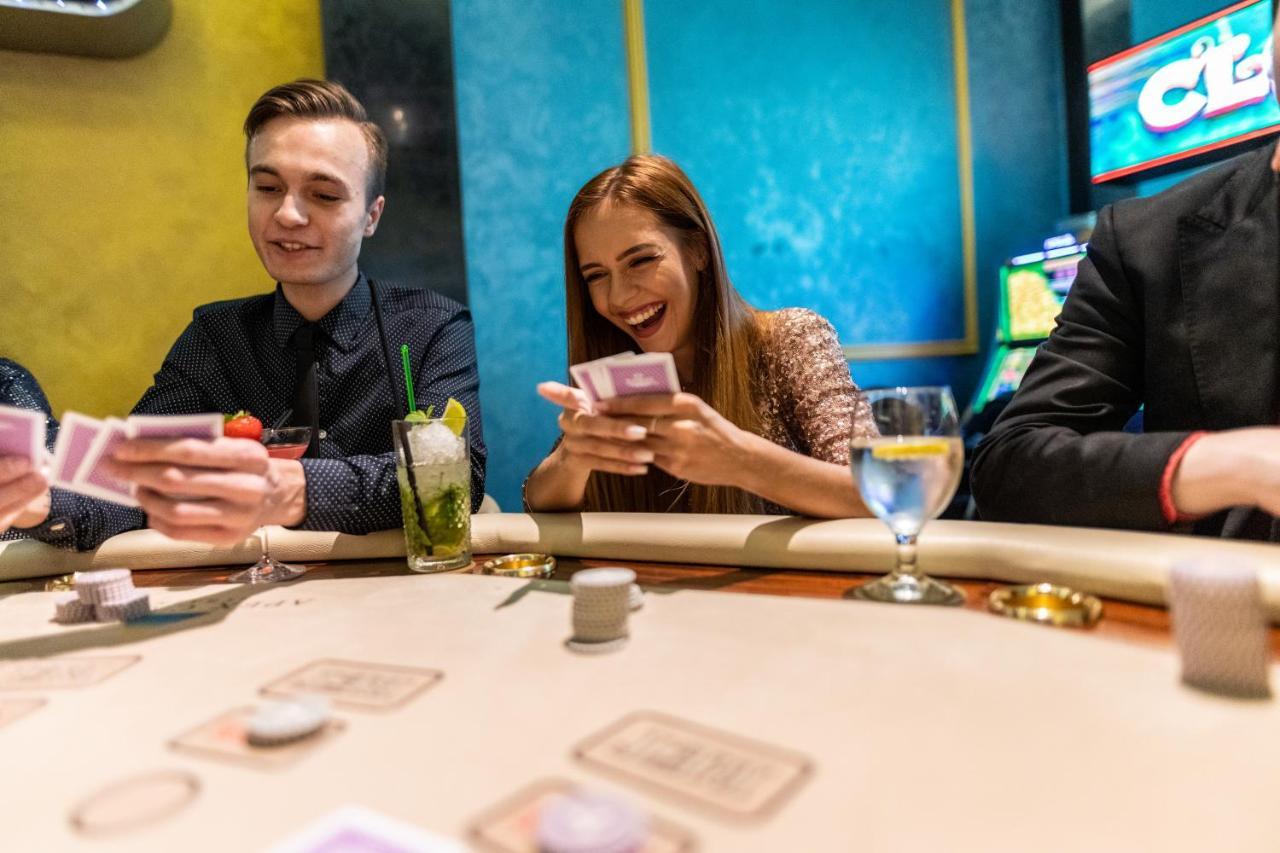 Imperial Casino Strazny Hotel ภายนอก รูปภาพ